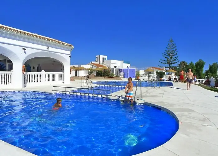 R795 Capistrano Playa 610 شقة