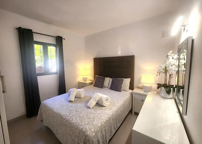R795 Capistrano Playa 610 شقة نيرخا